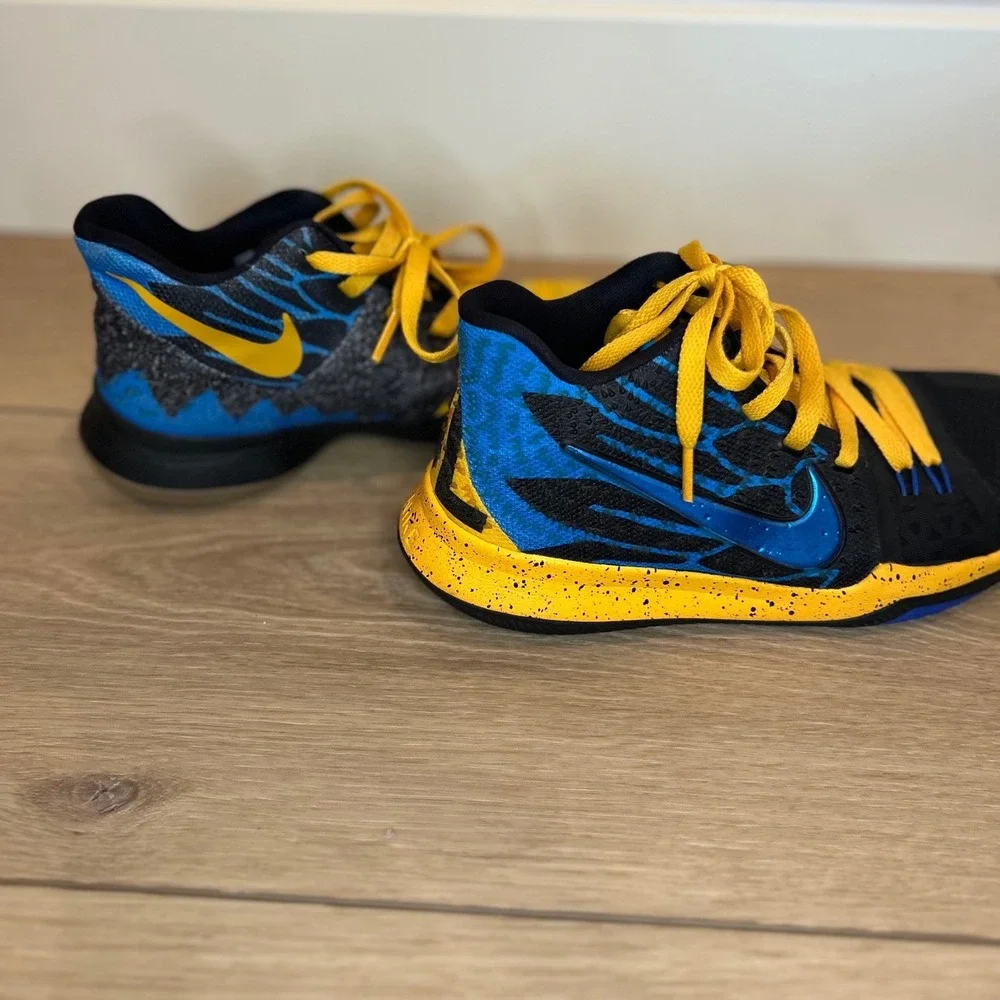 Nike kyrie youth